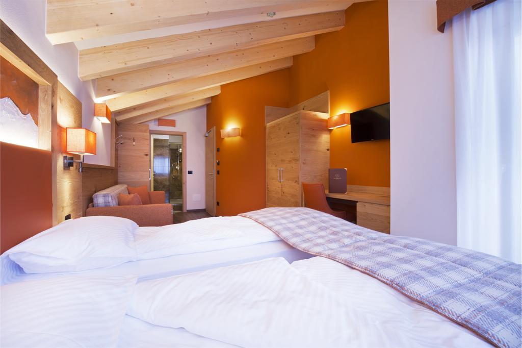 Chalet Marcora Кампітелло-ді-Фасса Номер фото