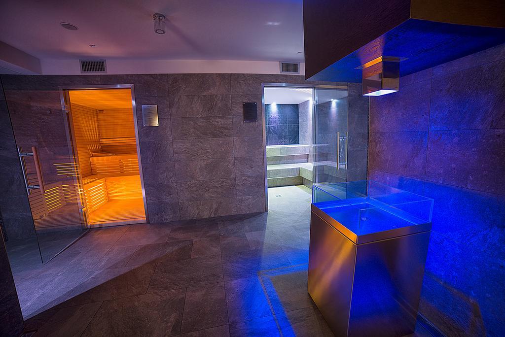 Chalet Marcora Кампітелло-ді-Фасса Екстер'єр фото
